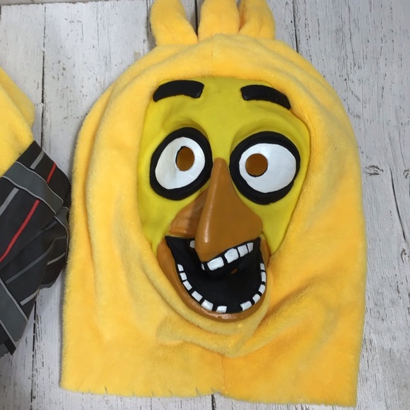 Five Nights At Freddy’s Chica Plush Costume Adult Male Standard Size FNAF - Picture 4 of 8